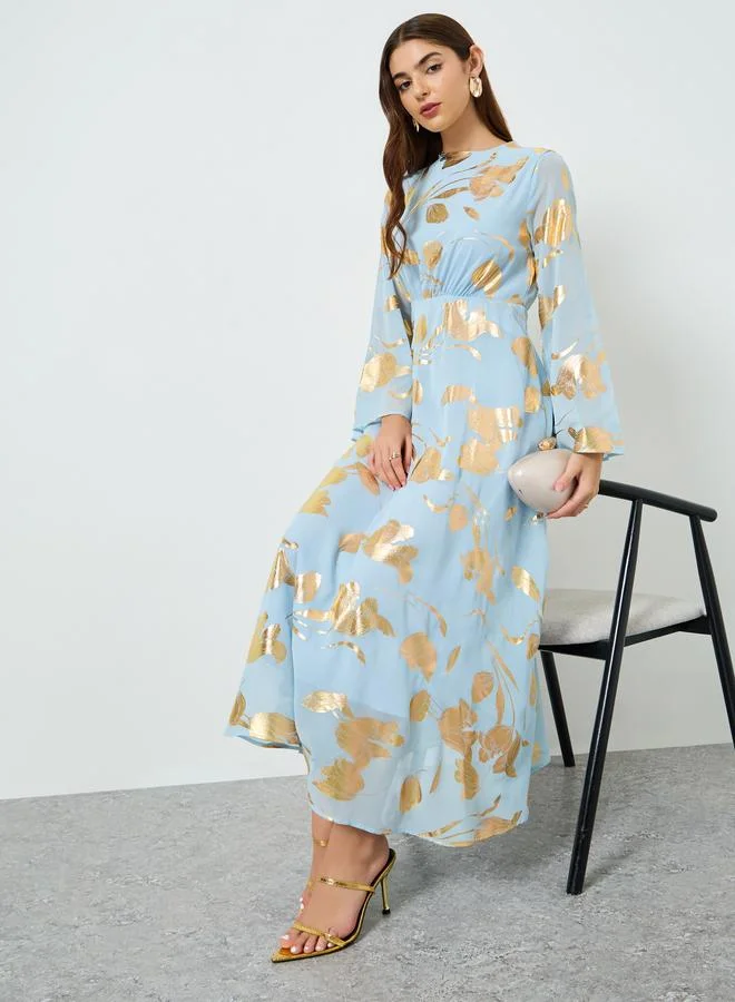 Styli Women Blue Foil Print A-Line Maxi Dress